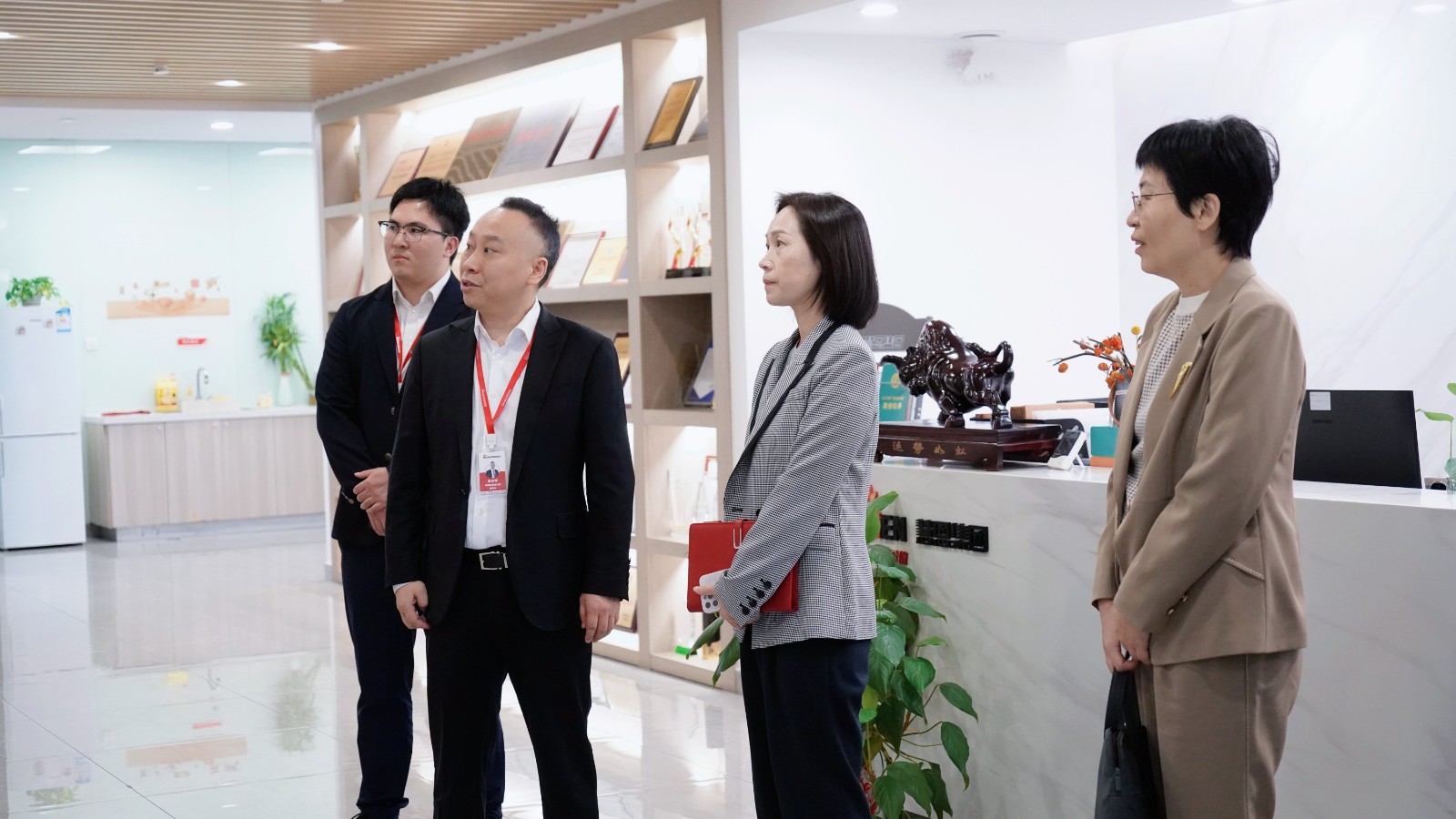 1768813481971196.jpg 4b00415b-bcd8-40c0-9fc7-9b0c02a6aa10(1).jpg